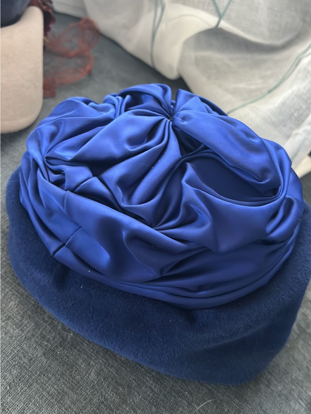 Elegant Women's Blue Satin & Felt Turban Vintage hat